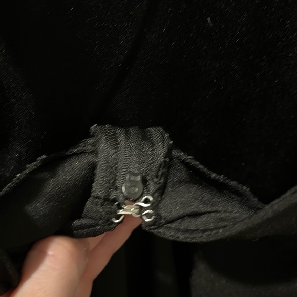 Black jumper - Picture 5 of 9